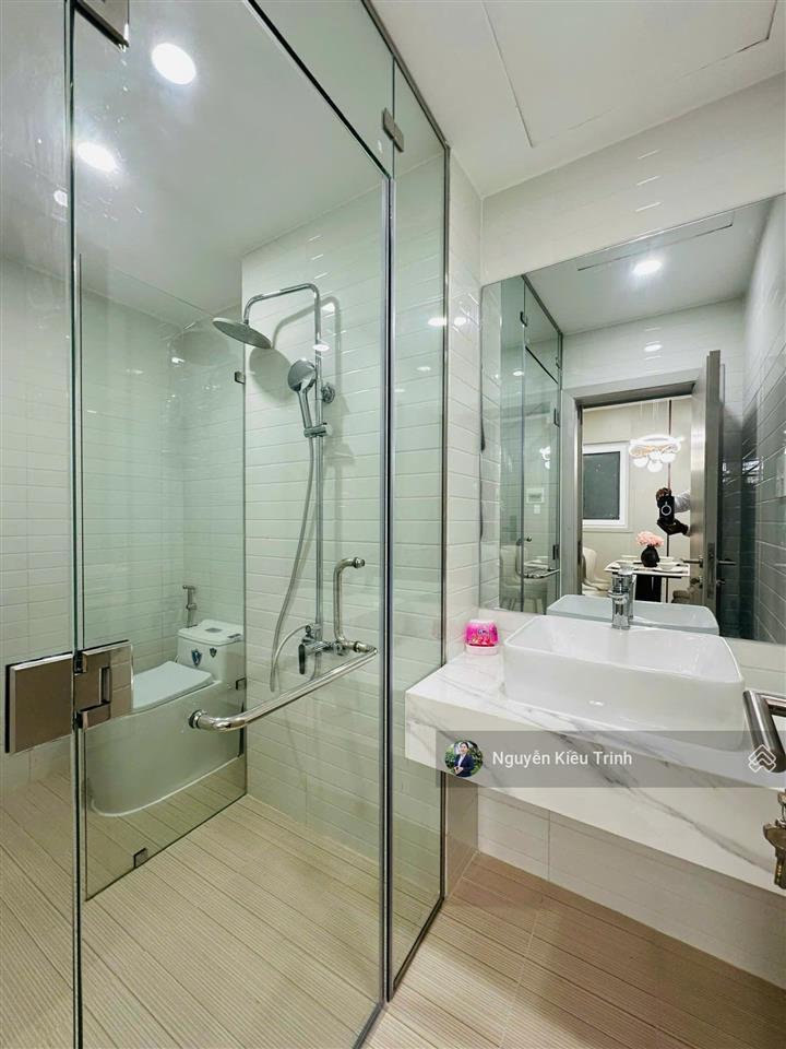 Đặc biệt  căn góc view biển đẹp xuất sắc, 45m2, nội thất đẹp, cho thuê 20tr/th