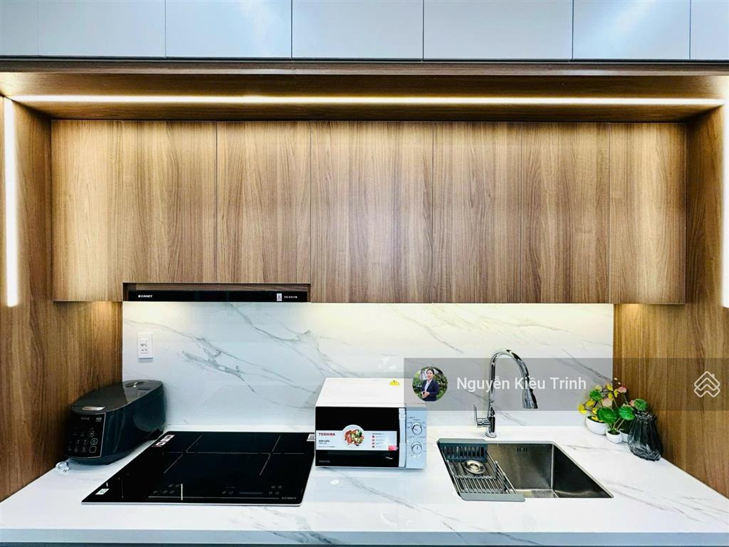 Đặc biệt  căn góc view biển đẹp xuất sắc, 45m2, nội thất đẹp, cho thuê 20tr/th
