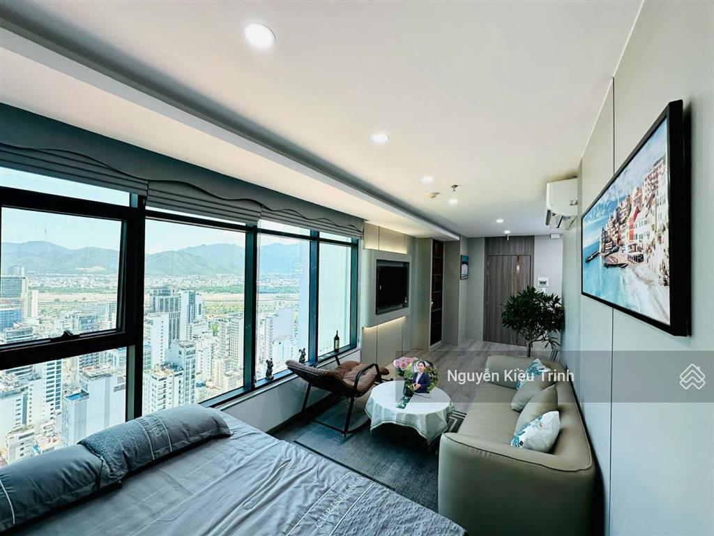 Đặc biệt  căn góc view biển đẹp xuất sắc, 45m2, nội thất đẹp, cho thuê 20tr/th