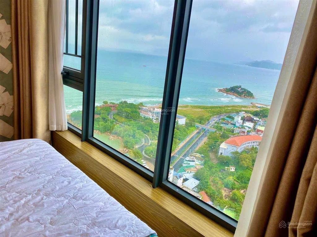 Kiều trinh  bán căn 20 tầng cao 39 toà oc2b giá 3,4 tỷ, view đông nam, rẻ hơn thị trường 300tr