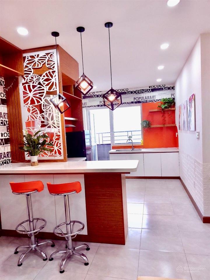 Kiều trinh  bán căn 20 tầng cao 39 toà oc2b giá 3,4 tỷ, view đông nam, rẻ hơn thị trường 300tr