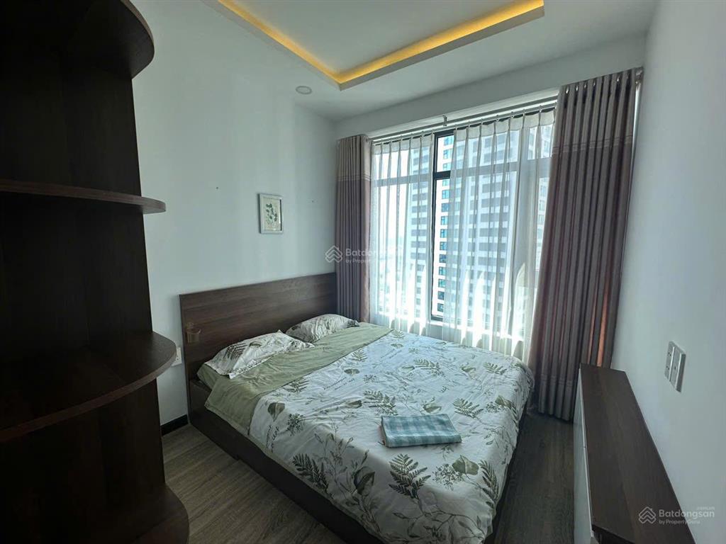 Kiều trinh  chủ cần bán nhanh căn 2306 toà oc2a, nội thất mới, view biển, 2.85 tỷ bao hết