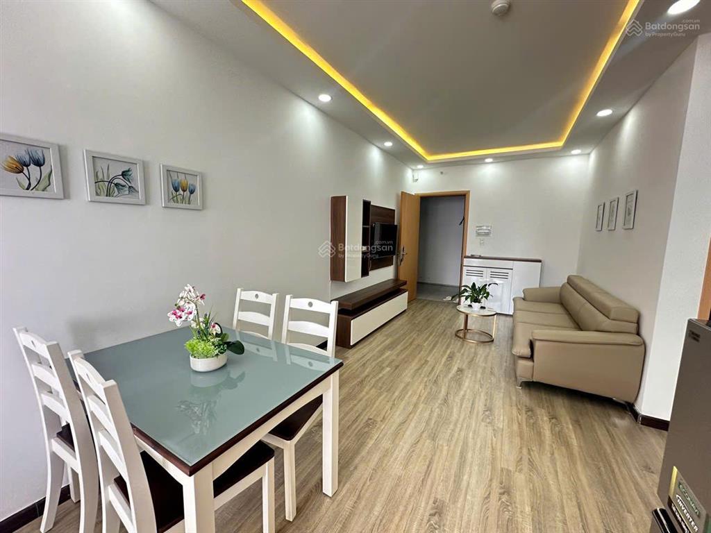 Kiều trinh  chủ cần bán nhanh căn 2306 toà oc2a, nội thất mới, view biển, 2.85 tỷ bao hết
