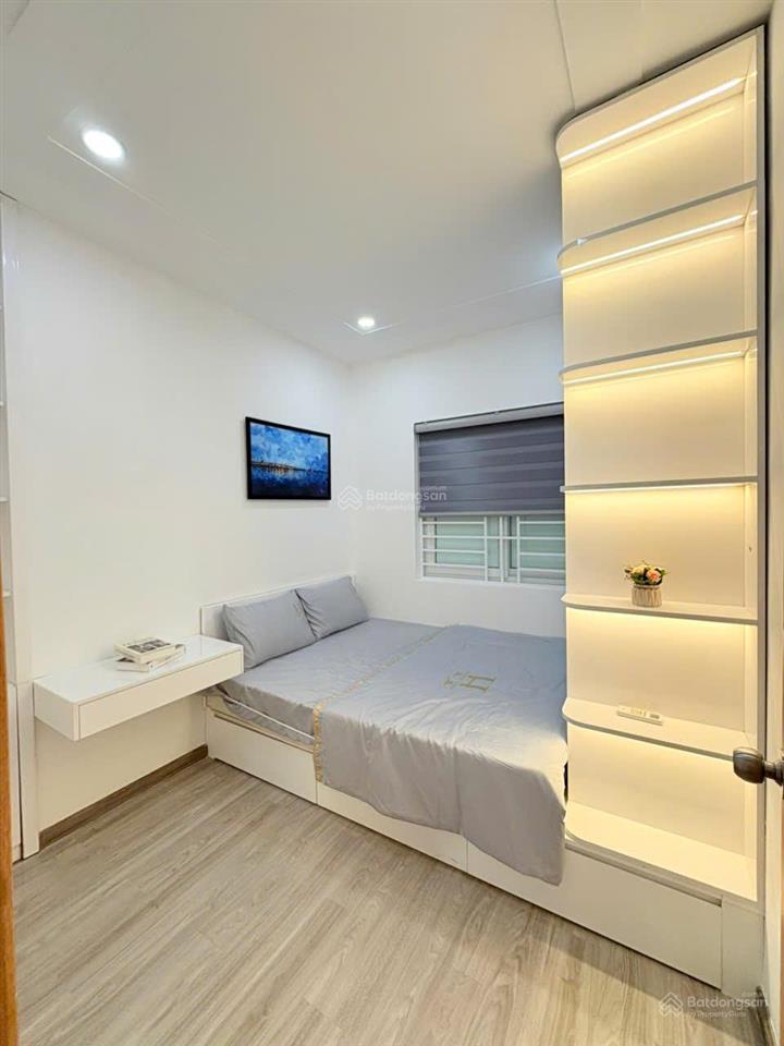 Kiều trinh  căn hộ view biển nội thất mới toà oc2a giá 3.250 tỷ, view thoáng, nội thất mới ở ngay