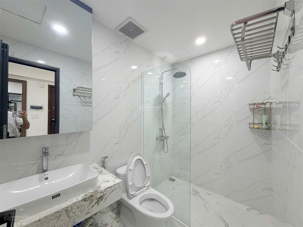 Kiều trinh  cần tiền giảm 100tr, giá 5.250 có thương lượng, 3 phòng ngủ view biển