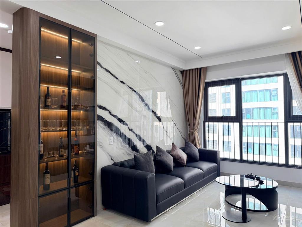 Kiều trinh  cần tiền giảm 100tr, giá 5.250 có thương lượng, 3 phòng ngủ view biển
