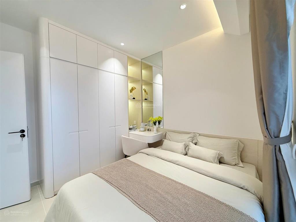 Kiều trinh căn hộ vip  tầng cao  giá mềm hiếm có view khe biển cực mát  hàng hiếm tại oc3