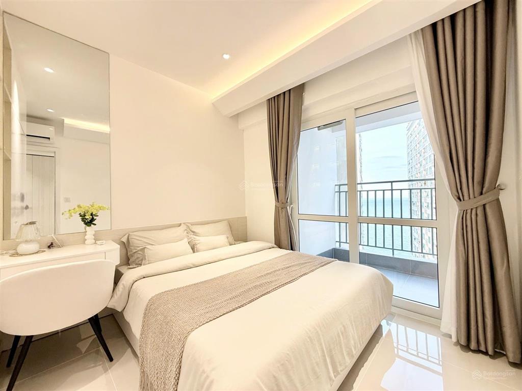 Kiều trinh căn hộ vip  tầng cao  giá mềm hiếm có view khe biển cực mát  hàng hiếm tại oc3