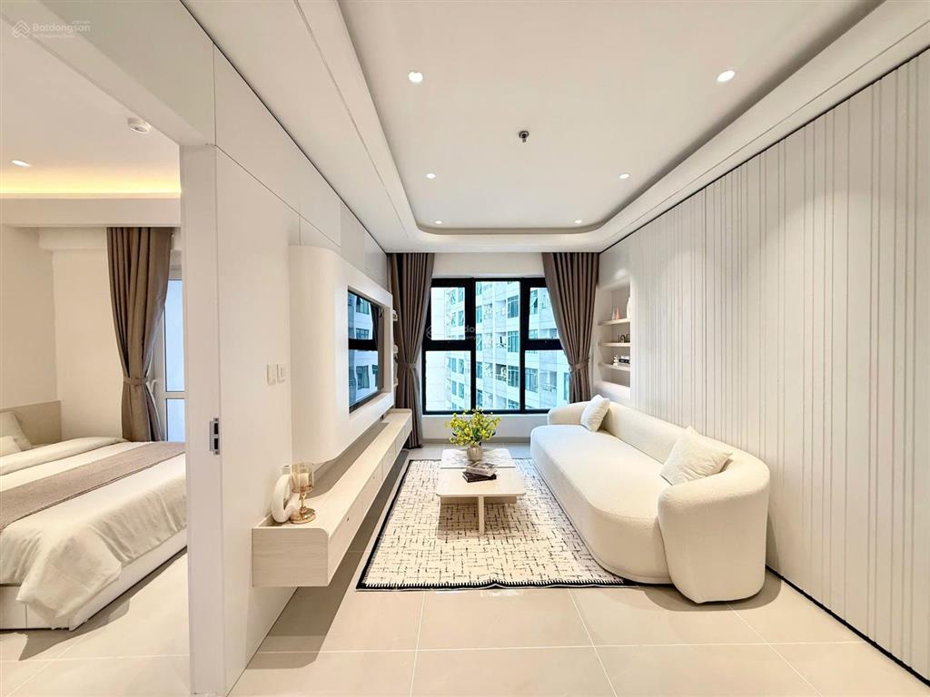 Kiều trinh căn hộ vip  tầng cao  giá mềm hiếm có view khe biển cực mát  hàng hiếm tại oc3