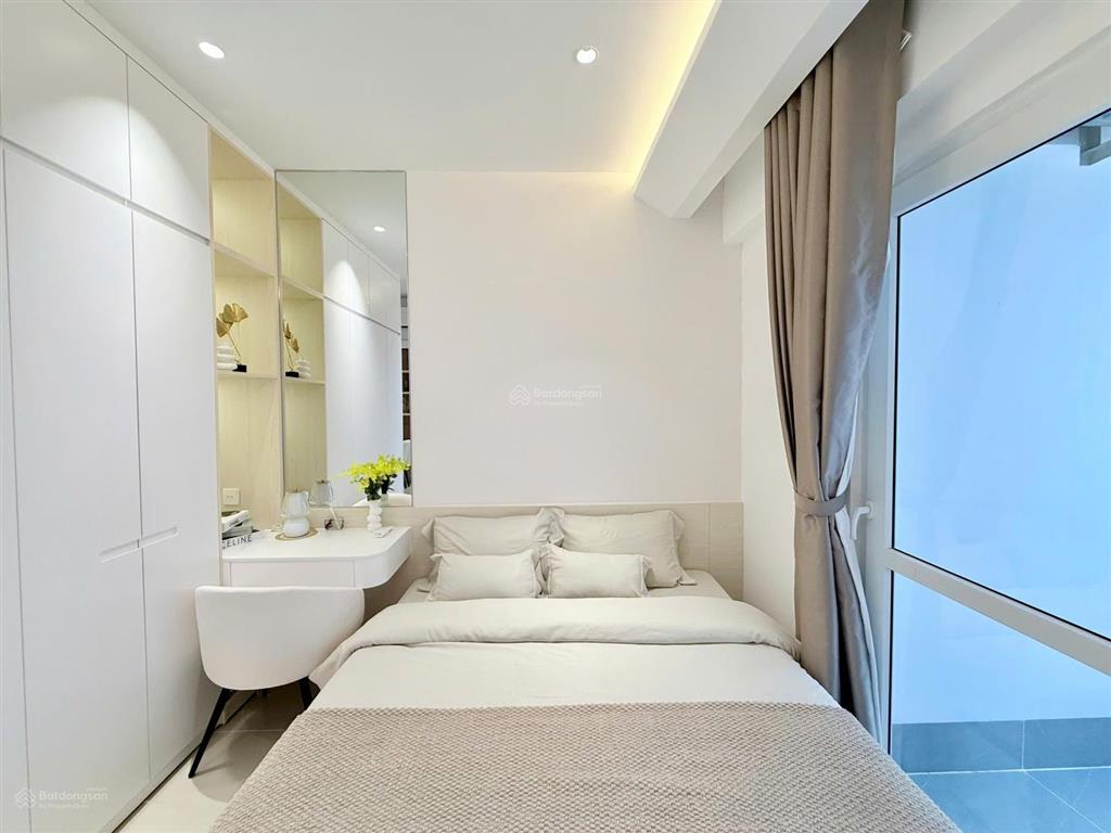 Kiều trinh căn hộ vip  tầng cao  giá mềm hiếm có view khe biển cực mát  hàng hiếm tại oc3