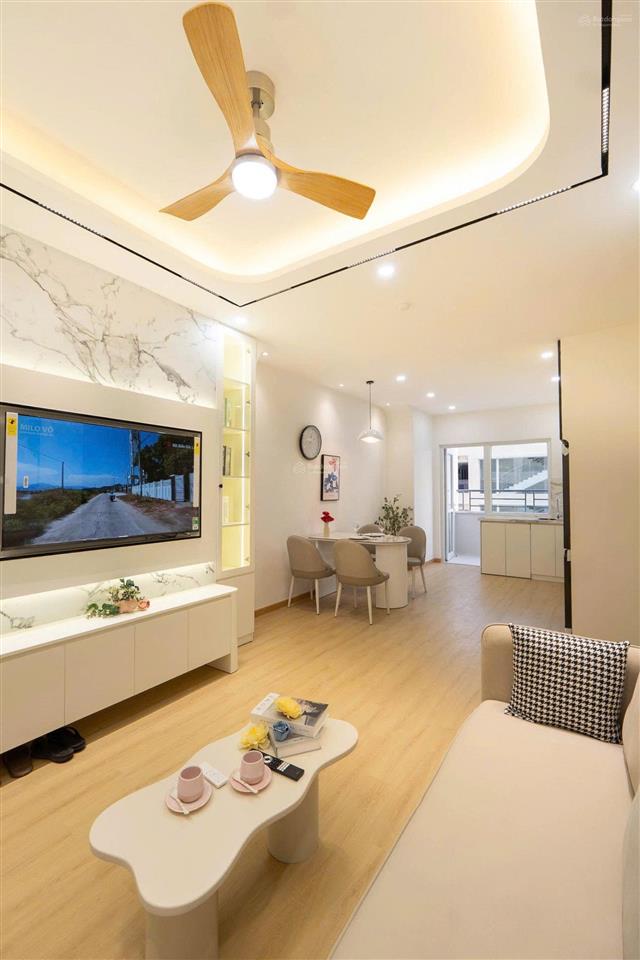 Kiều trinh  bán căn hộ 9.22 toà oc2b  71m2, để lại nội thất, có thể ở ngay,  0868 222 ***