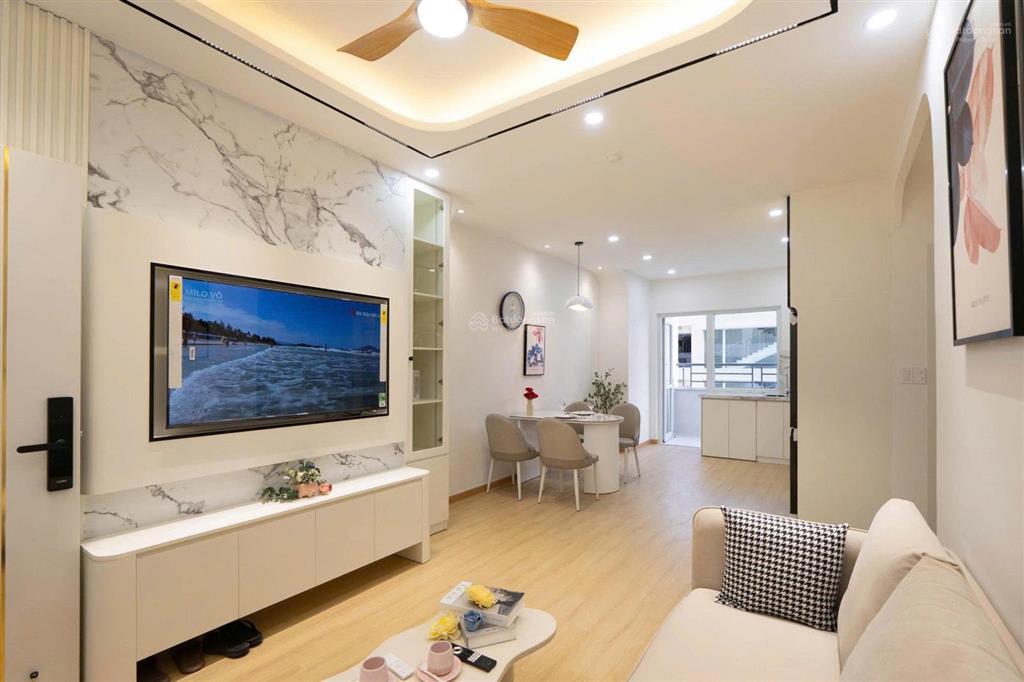 Kiều trinh  bán căn hộ 9.22 toà oc2b  71m2, để lại nội thất, có thể ở ngay,  0868 222 ***