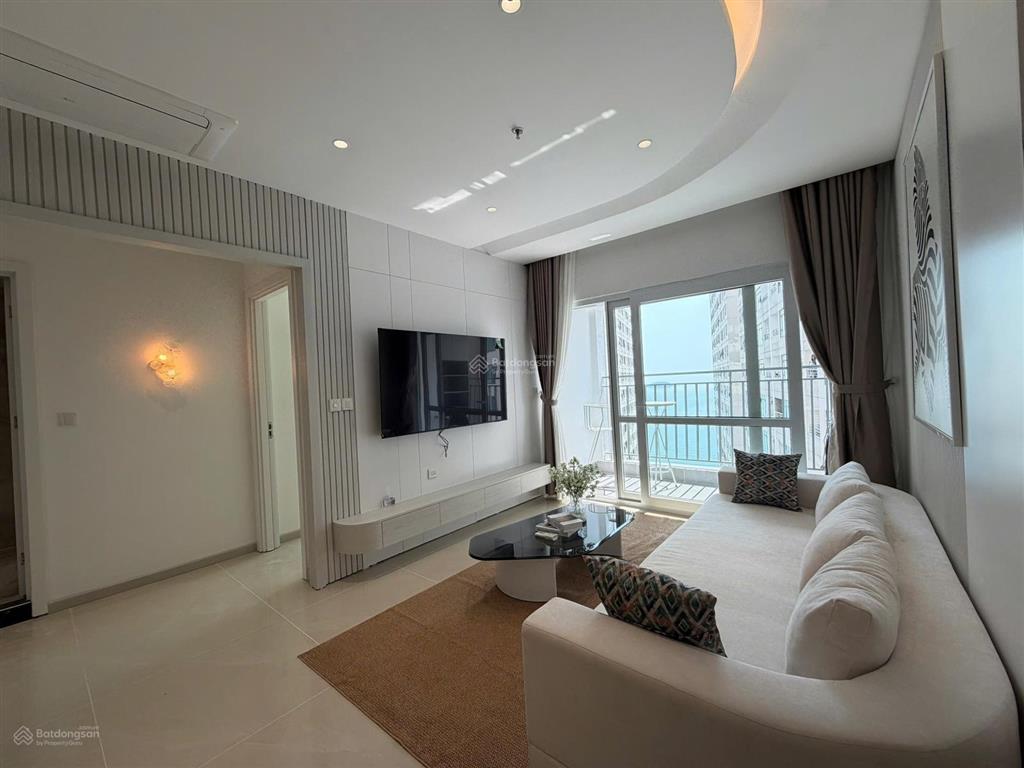 Kiều trinh  căn hộ vip tầng cao giá mềm hiếm có view biển đông nam cực mát