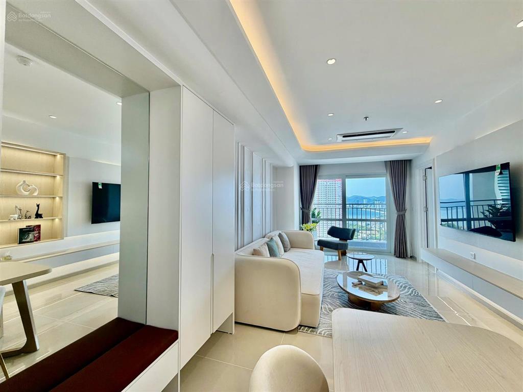 Kiều trinh 3220 hàng hiếm tại oc3 căn hộ vip tầng cao giá mềm hiếm có view khe biển cực mát