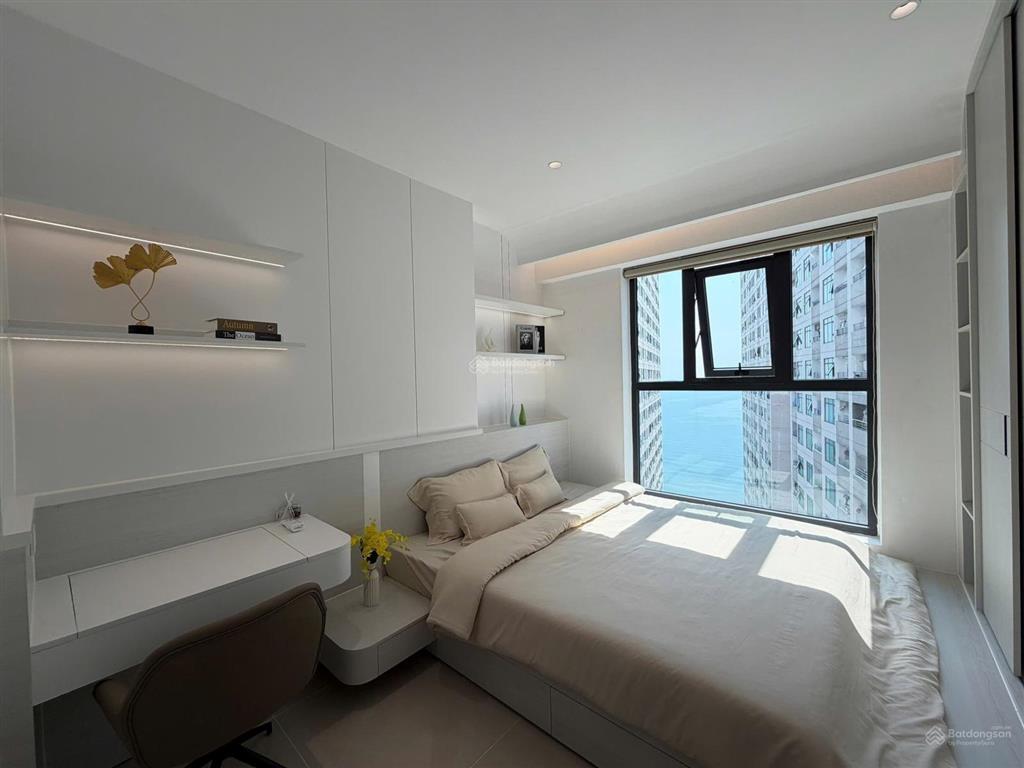 Kiều trinh  căn hộ vip tầng cao giá mềm hiếm có 3220 (căn khe biển oc3)