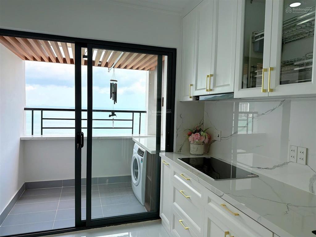 Kiều trinh  chủ gởi bán căn hộ view trực diện biển mới  đẹp  trẻ trung, hiện đại