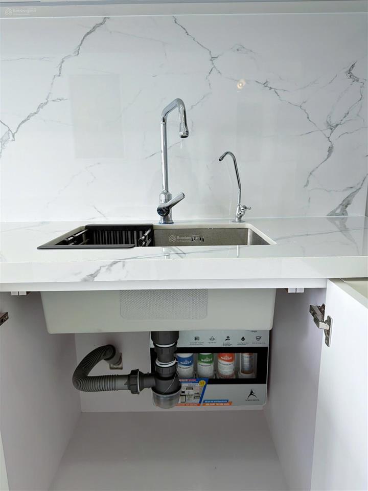 Kiều trinh  chủ gởi bán căn hộ view trực diện biển mới  đẹp  trẻ trung, hiện đại