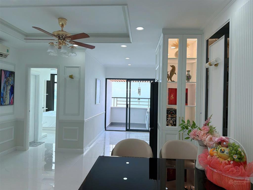 Kiều trinh  chủ gởi bán căn hộ view trực diện biển mới  đẹp  trẻ trung, hiện đại