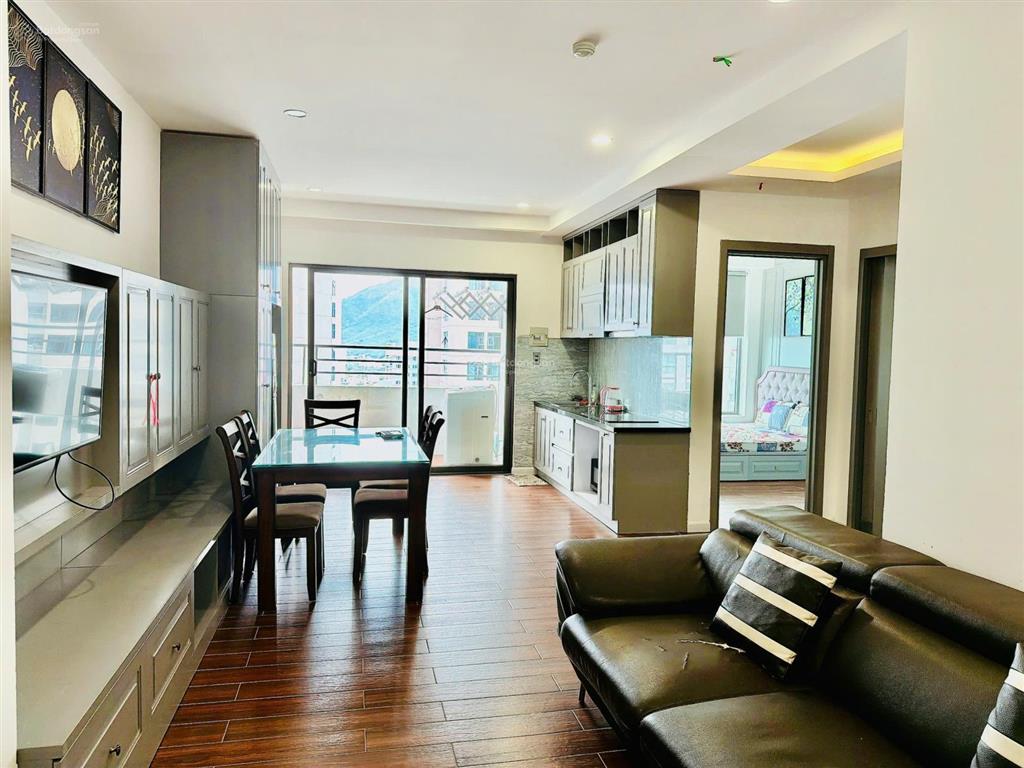 Kiều trinh chủ gởi bán 23082a  tầng 23 đẹp, view ban công nội khu và xéo biển thoáng mát cả ngày