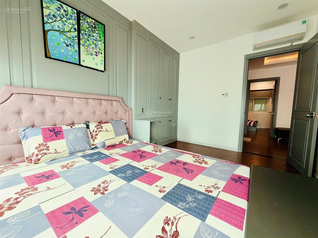 Kiều trinh chủ gởi bán 23082a  tầng 23 đẹp, view ban công nội khu và xéo biển thoáng mát cả ngày