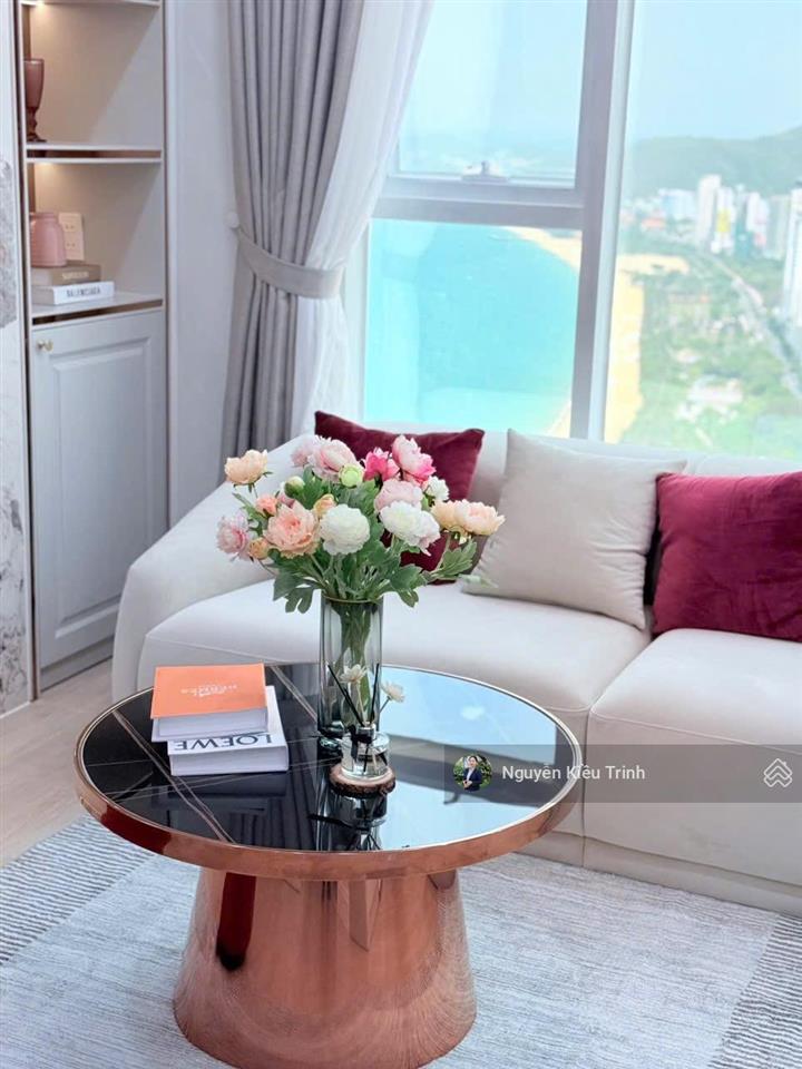 Kiều trinh  view đông nam  nhà đẹp có sẵn hđ thuê nếu khách hàng muốn