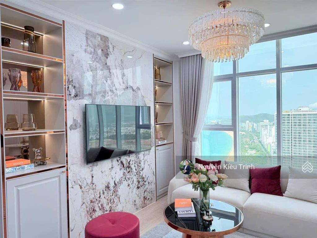 Kiều trinh  view đông nam  nhà đẹp có sẵn hđ thuê nếu khách hàng muốn