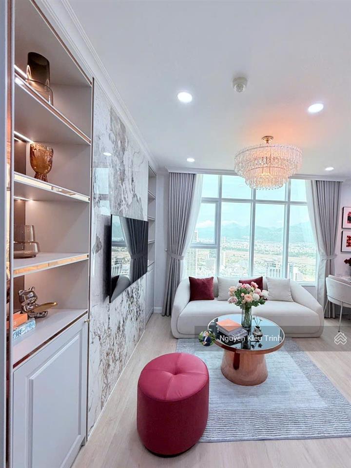 Kiều trinh  view đông nam  nhà đẹp có sẵn hđ thuê nếu khách hàng muốn