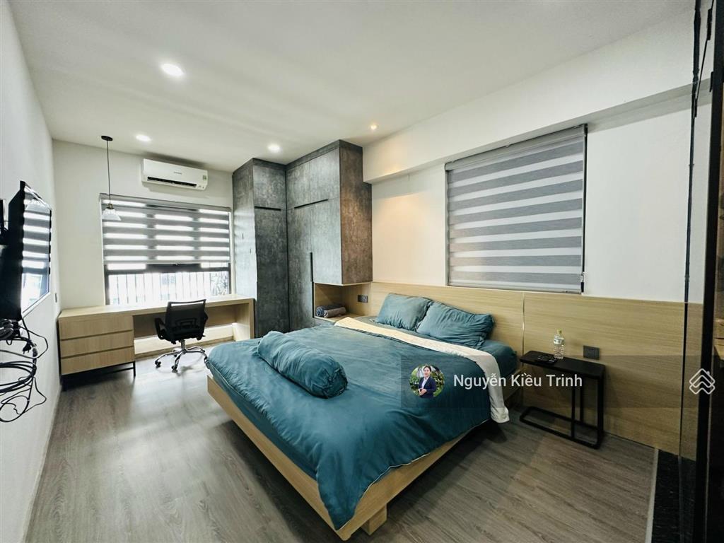 Kiều trinh  2214 chủ làm vô cùng tâm huyết 66m2 toà oc3 ban công dài