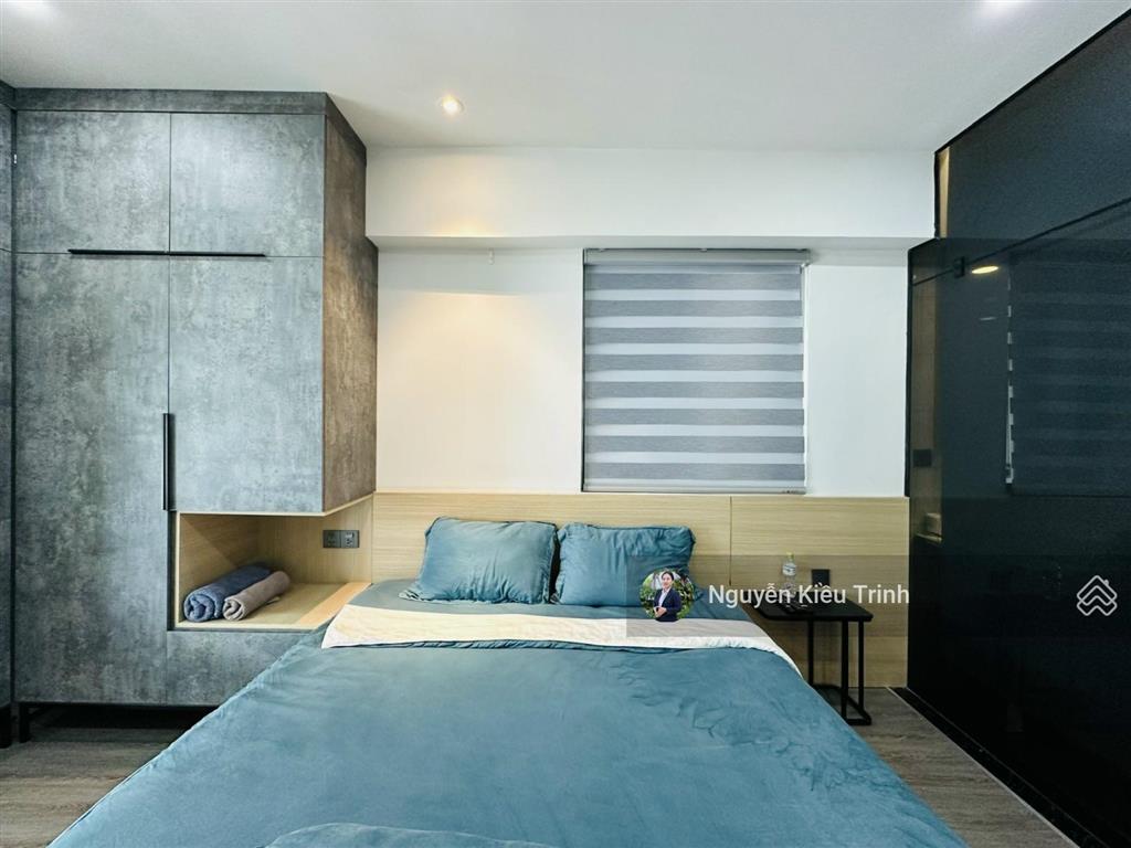 Kiều trinh  2214 chủ làm vô cùng tâm huyết 66m2 toà oc3 ban công dài
