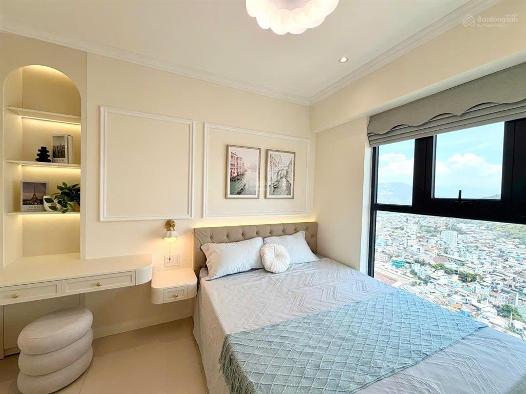 Kiều trinh  căn đẹp oc3 mường thanh viễn triều tầng 36 căn 12