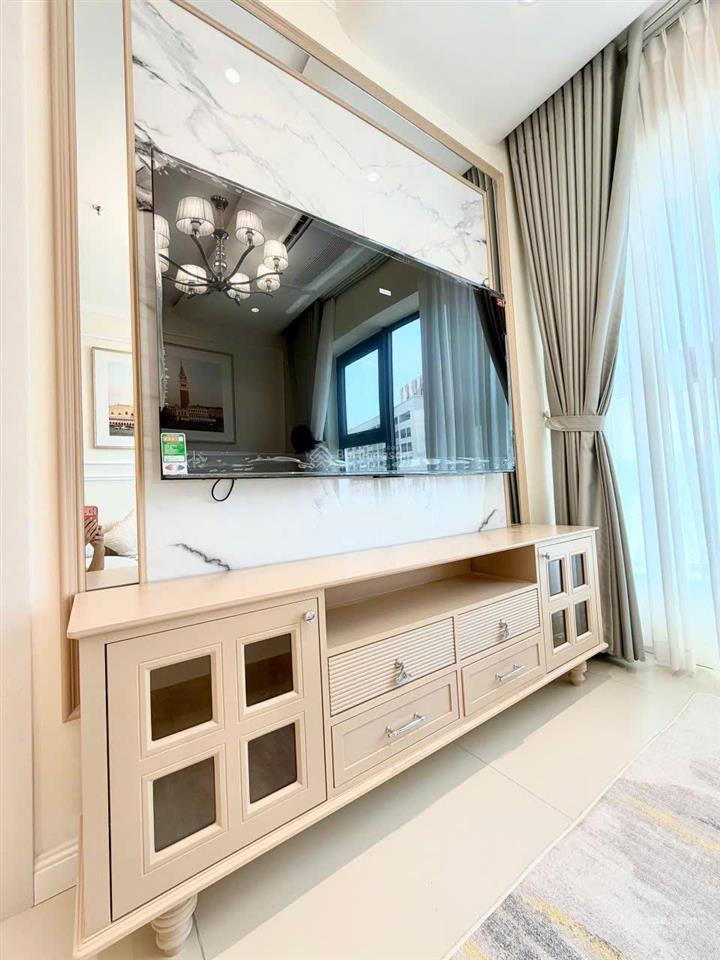 Kiều trinh  căn đẹp oc3 mường thanh viễn triều tầng 36 căn 12