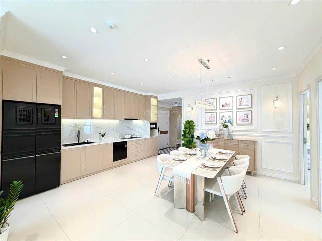 Kiều trinh  căn đẹp oc3 mường thanh viễn triều tầng 36 căn 12