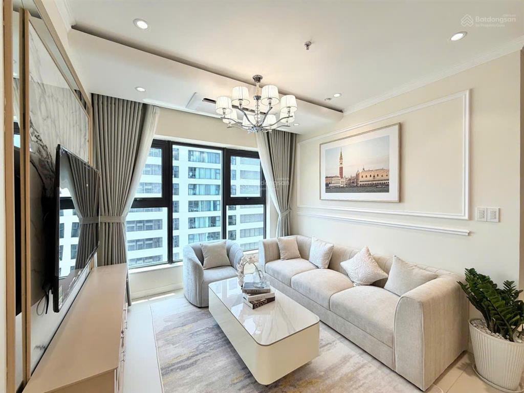 Kiều trinh  căn đẹp oc3 mường thanh viễn triều tầng 36 căn 12