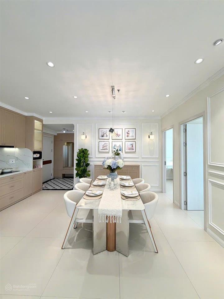 Kiều trinh  căn đẹp oc3 mường thanh viễn triều tầng 36 căn 12