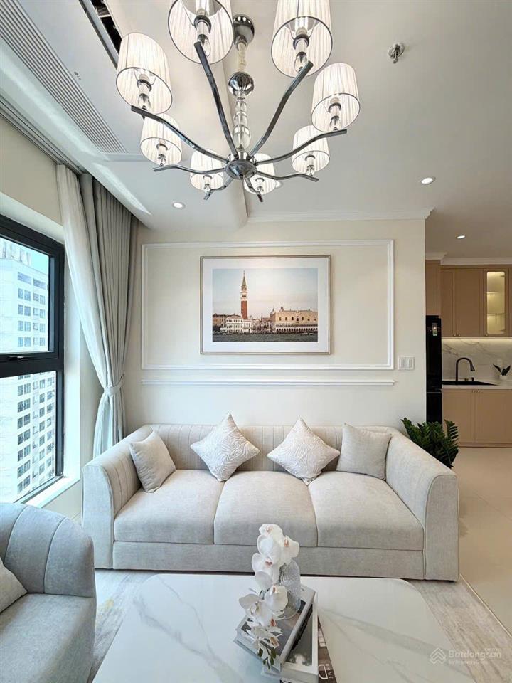 Kiều trinh  căn đẹp oc3 mường thanh viễn triều tầng 36 căn 12