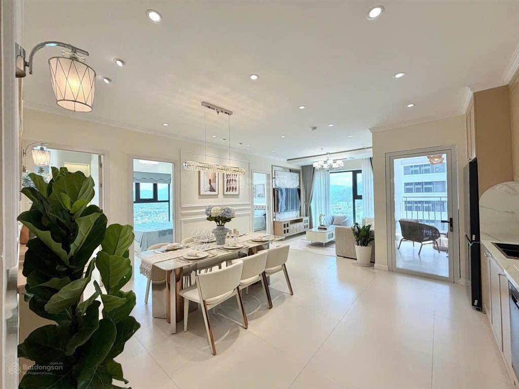 Kiều trinh  căn đẹp oc3 mường thanh viễn triều tầng 36 căn 12