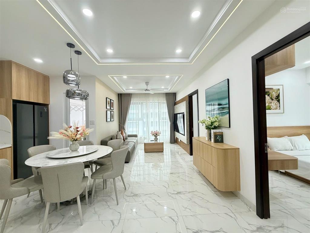 Kiều trinh  3716 hạ giá 300 triệu 89m² 3pn cho thuê 25 triệu đẹp top đầu viễn triều view biển