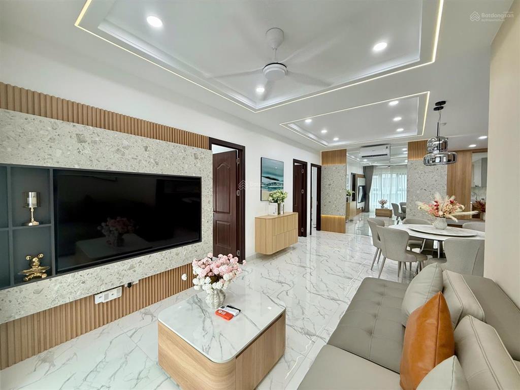Kiều trinh  3716 hạ giá 300 triệu 89m² 3pn cho thuê 25 triệu đẹp top đầu viễn triều view biển