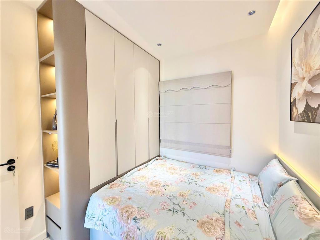 Kiều trinh  3720  2a đông nam mát mẻ  nhà đẹp cho thuê giá cao
