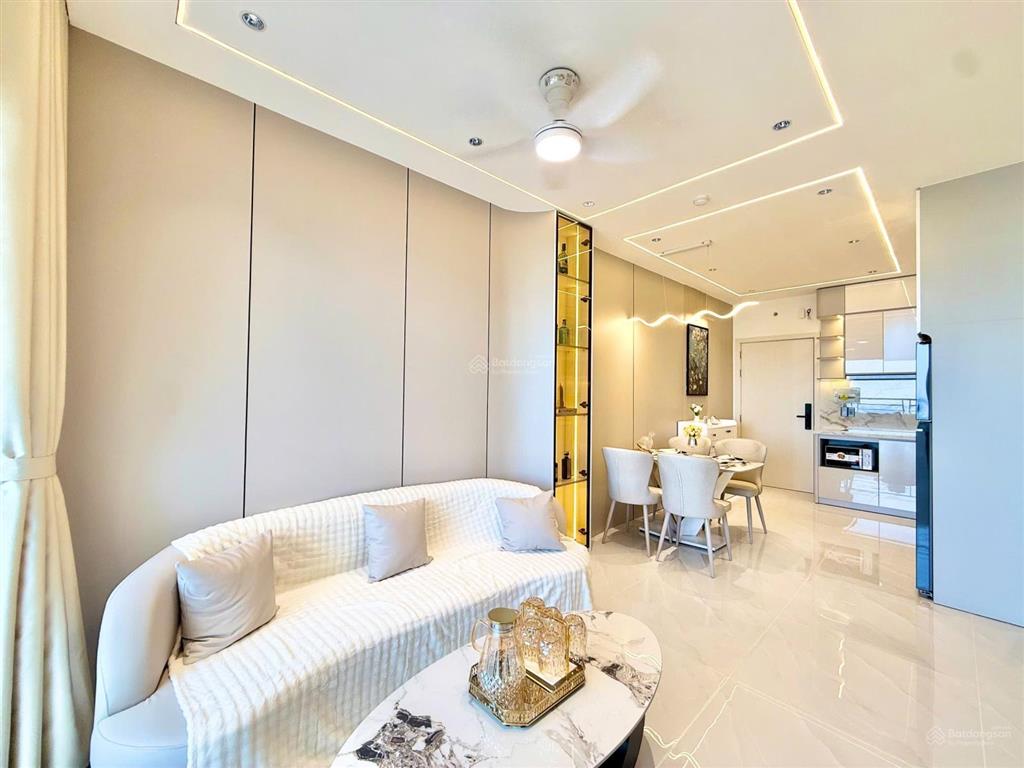 Kiều trinh  3720  2a đông nam mát mẻ  nhà đẹp cho thuê giá cao