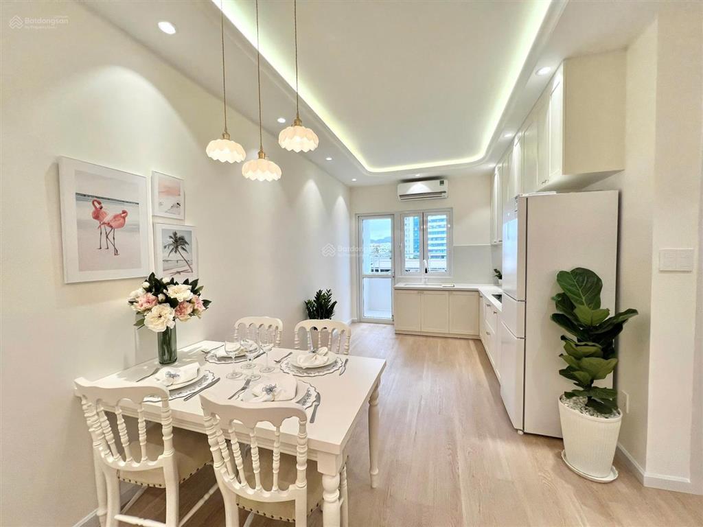 Kiều trinh  chủ gửi bán căn view biển 628 giá 3 tỷ 390  mường thanh viễn triều