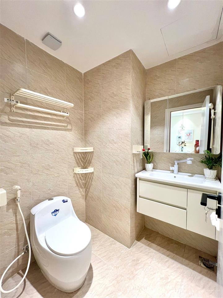 Kiều trinh  chủ gửi bán căn view biển 628 giá 3 tỷ 390  mường thanh viễn triều