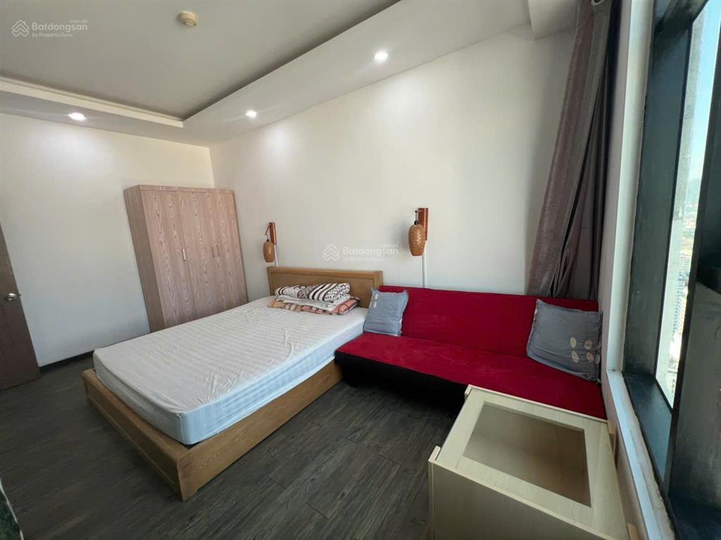 Kiều trinh  bán căn 12 tầng 45 mường thanh 60 trần phú, ban công thoáng, giá tốt