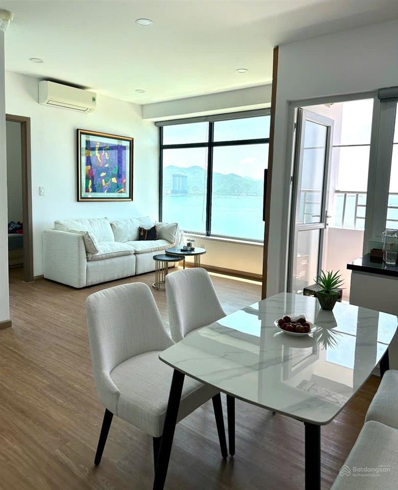 Kiều trinh 1602căn góc nữ hoàng view trực diện biển mường thanh viễn triều 66m2, nội thất đẹp