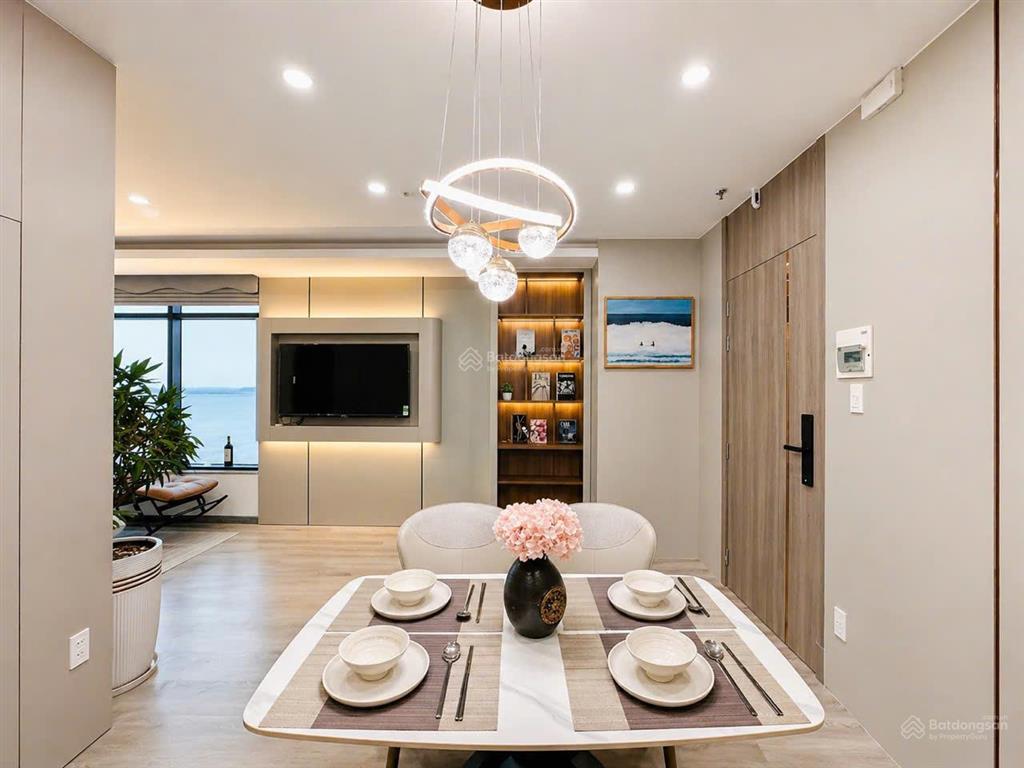 Kiều trinh  căn góc view biển đẹp xuất sắc mường thanh 60 trần phú, view biển, nội thất đẹp