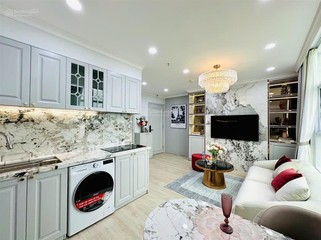 Kiều trinh  giá tốt mùa này căn hộ tầng 45 view biển chỉ 3,05 tỷ. mường thanh 60 trần phú