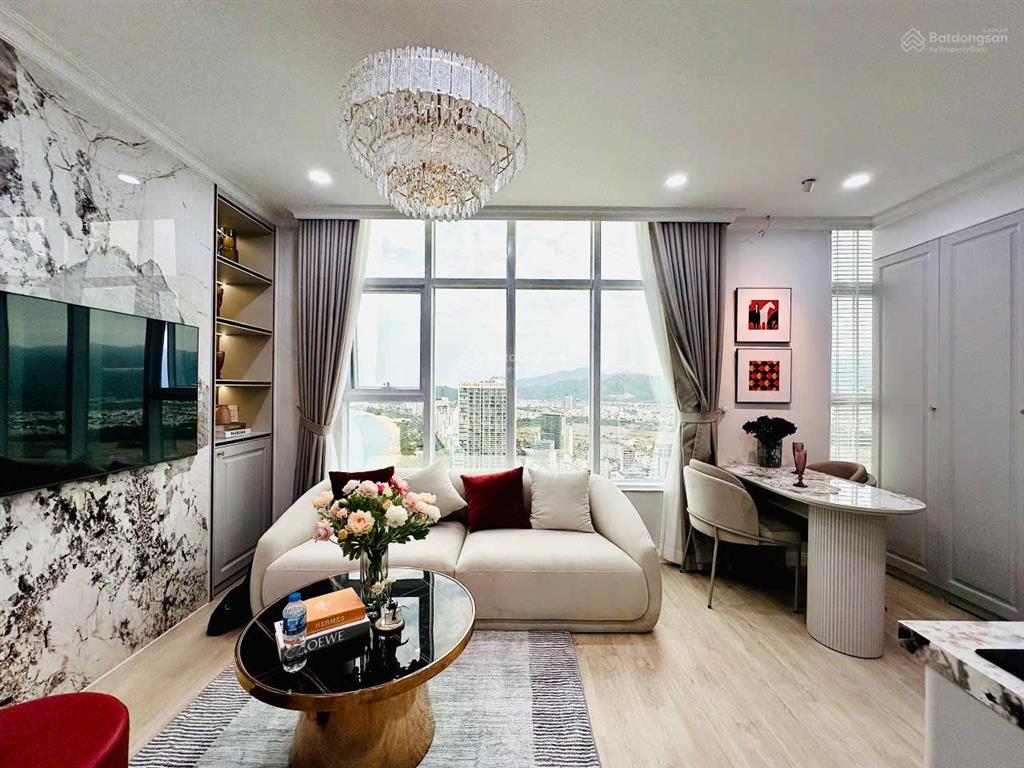 Kiều trinh  giá tốt mùa này căn hộ tầng 45 view biển chỉ 3,05 tỷ. mường thanh 60 trần phú