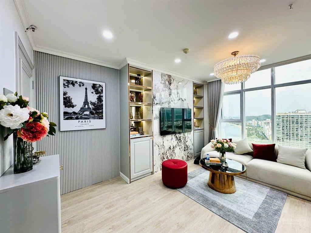 Kiều trinh  giá tốt mùa này căn hộ tầng 45 view biển chỉ 3,05 tỷ. mường thanh 60 trần phú