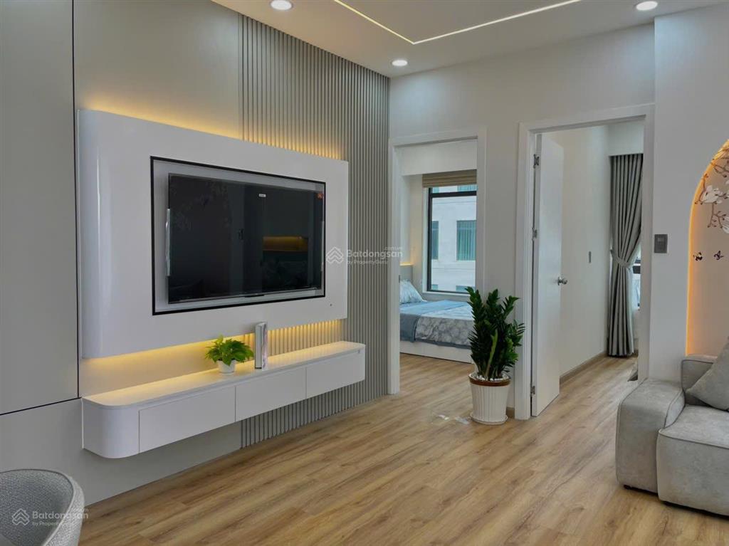 Kiều trinh2614 bán căn góc sát biển hòn chồng  2pn view biển đẹp, full nội thất, giá 3,8 tỷ