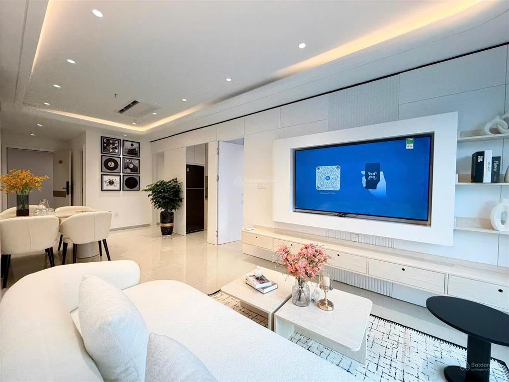 Kiều trinh  3504bán gấp giá thương lượngcăn hộ vip ngắm hoàng hôn giá mềm hiếm có
